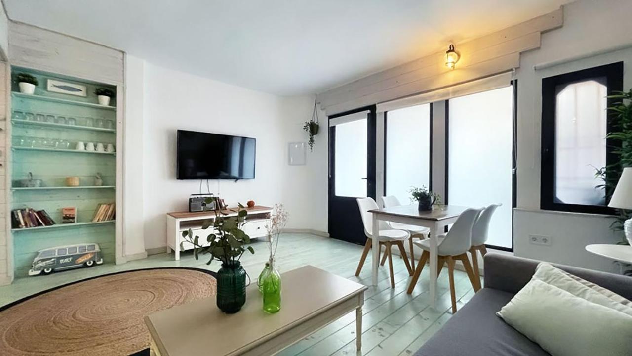 New Cozy Beach Apartment, Wifi Валенсия Экстерьер фото
